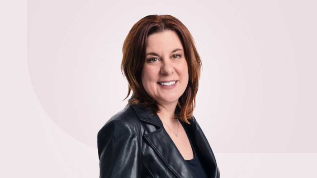 Deneen Defiore stylisé