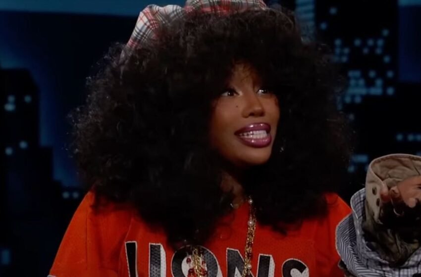  SZA ajoute Tarantula à sa collection de bogues de Jimmy Kimmel