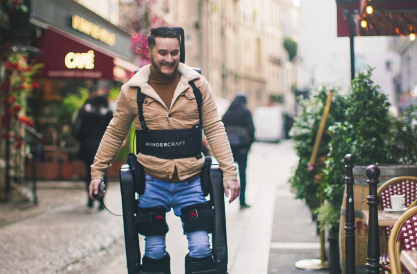 Wandercraft commence des essais cliniques pour l’exosquelette personnel alimenté par l’IA physique