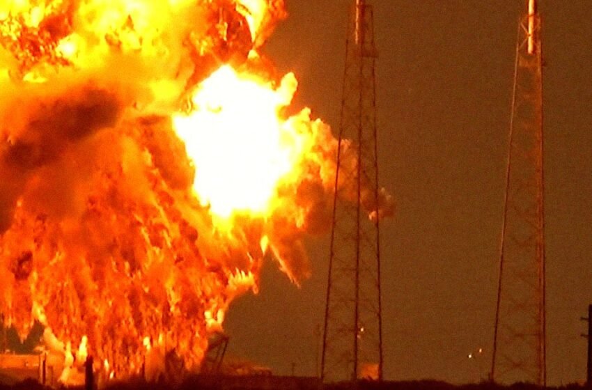  Elon Musk est devenu obsédé par l’idée qu’un tireur d’élite a tiré sur sa fusée, le faisant exploser