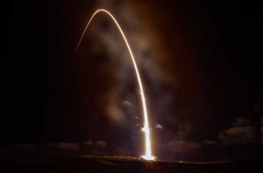  La nouvelle course spatiale: communications satellites directes sur les appareils