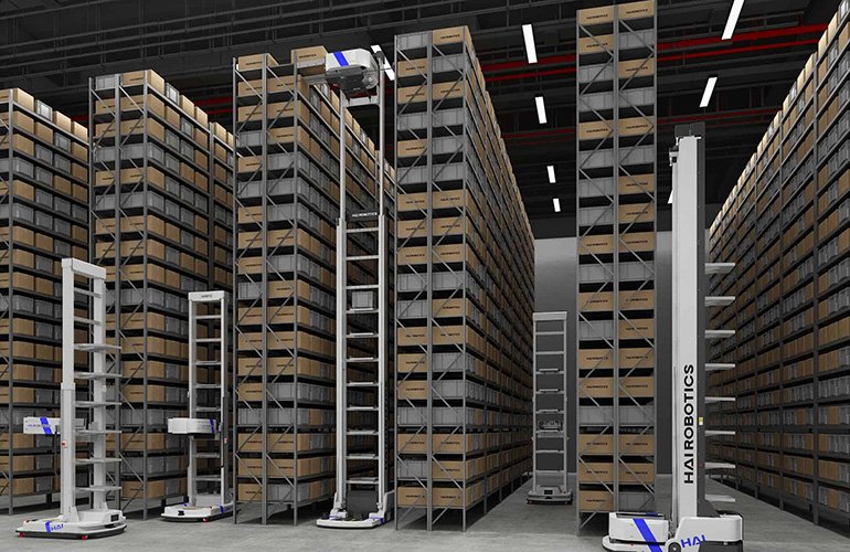 Vanderlande et Hai Robotics ont collaboré à la mise en place de ces robots mobiles à haut débit en Amérique du Nord.