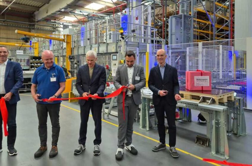  Siemens Construye un Almacény Totalmente Automatizado Con un Gemelo Digital
