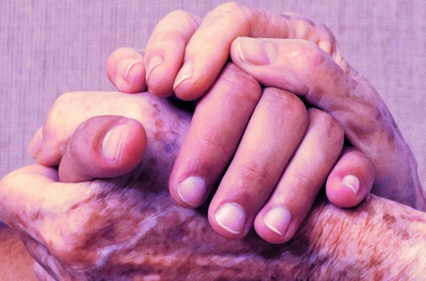 Les scientifiques trouvent des preuves que le vieillissement est contagieux