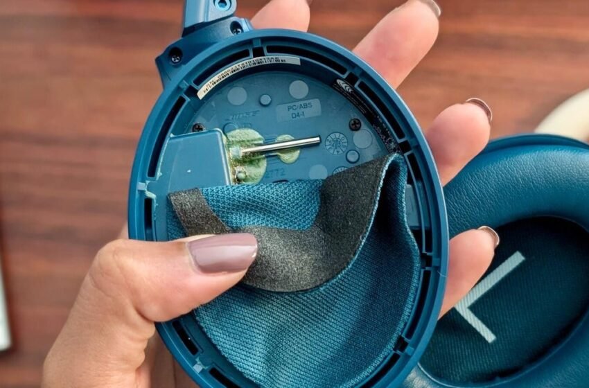 Arrêtez et nettoyez vos écouteurs ou vos écouteurs dès que possible – Voici pourquoi les experts audio l’encouragent